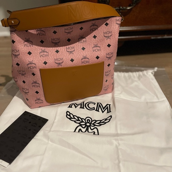 MCM Medium Visetos Hobo Carryall Tote Handbag - Picture 2 of 12